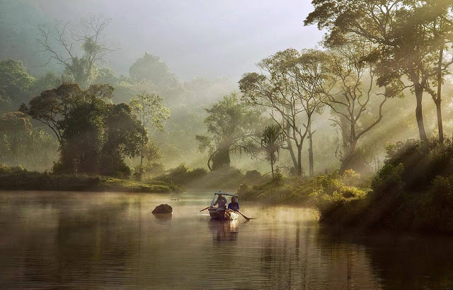 situ gunung pagi hari