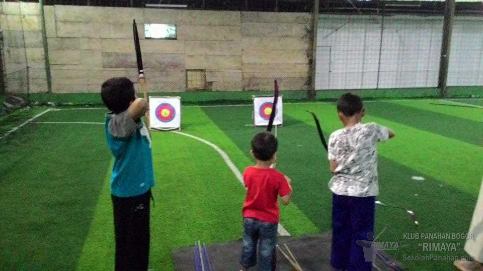 anak-anak-memanah